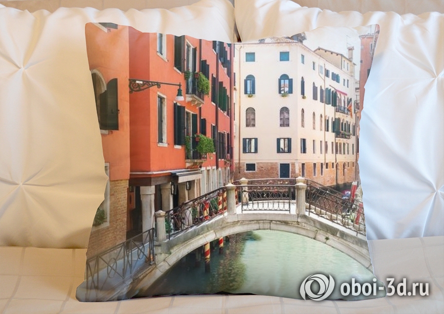 3D Подушка «Яркие дома в Венеции» вид 2